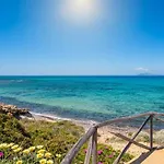 Laide Mediterranea Con A Piedi Garage E Aria Cond *
