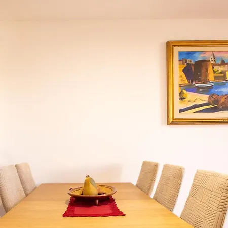 아파트 Laide Mediterranea Con A Piedi Garage E Aria Cond